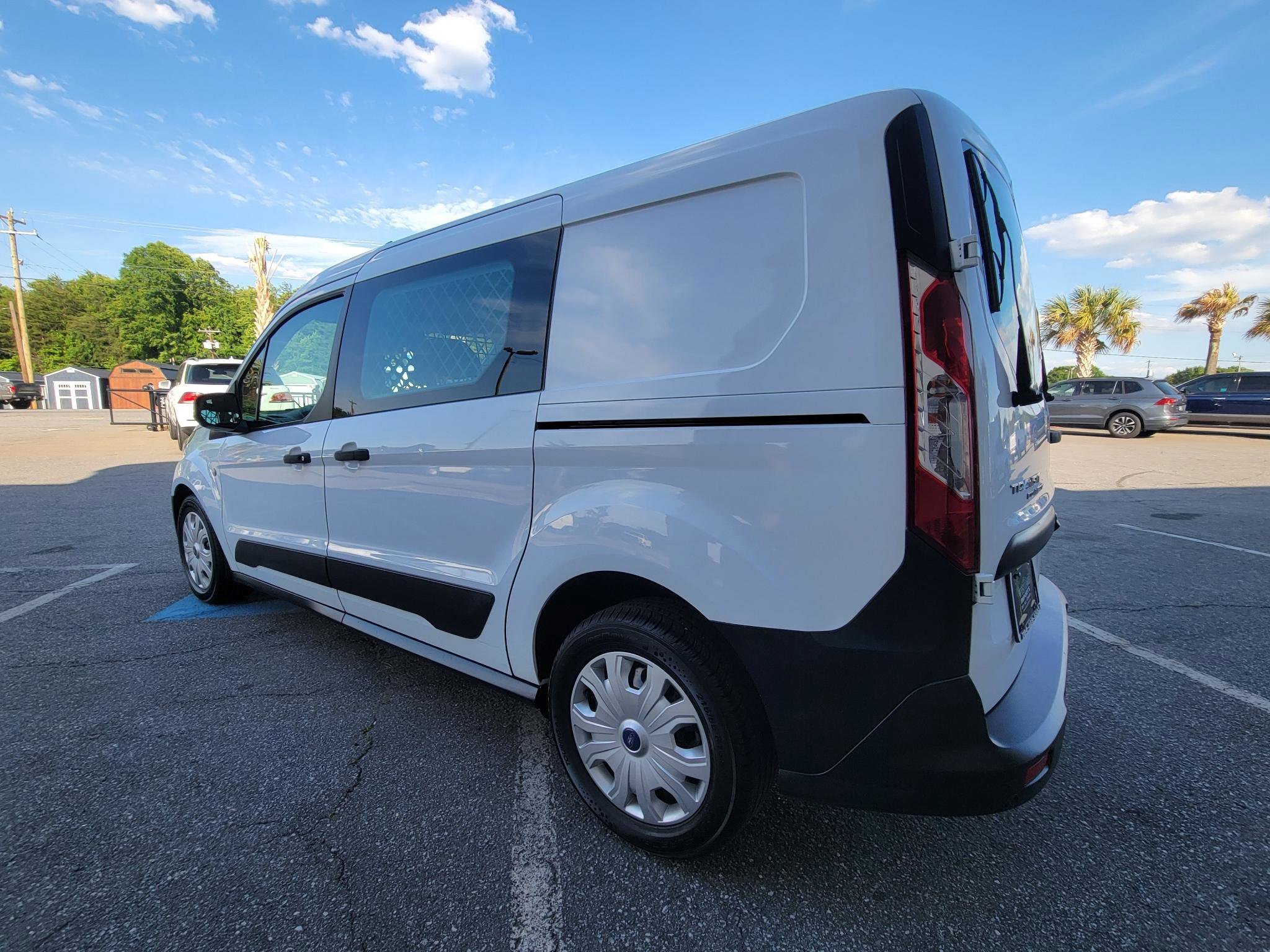 Used 2021 Ford Transit Connect XL FWD image 9