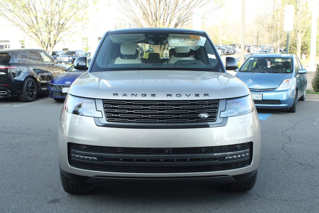 New 2026 Land Rover Range Rover SE image 7
