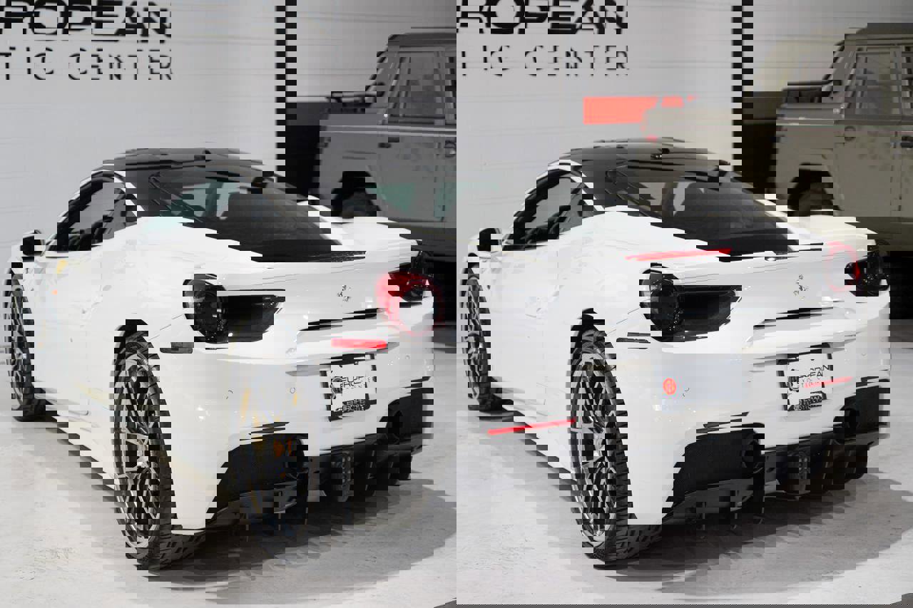 Used 2016 Ferrari 488 GTB image 35