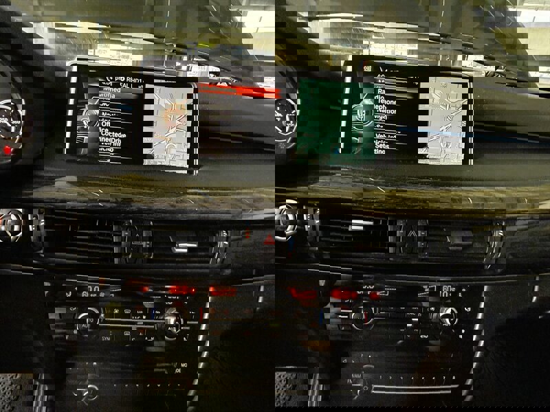 Used 2015 BMW X5 xDrive35i image 25