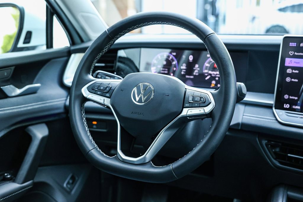 New 2026 Volkswagen Tiguan SE image 26