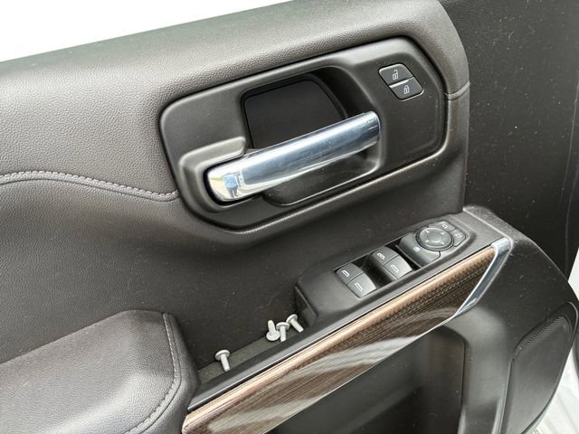 Used 2022 Chevrolet Silverado 1500 RST w/ Safety Package AWD/4WD image 12