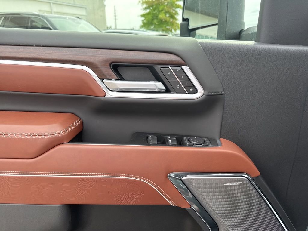 New 2026 GMC Sierra 3500 Denali Ultimate AWD/4WD image 13