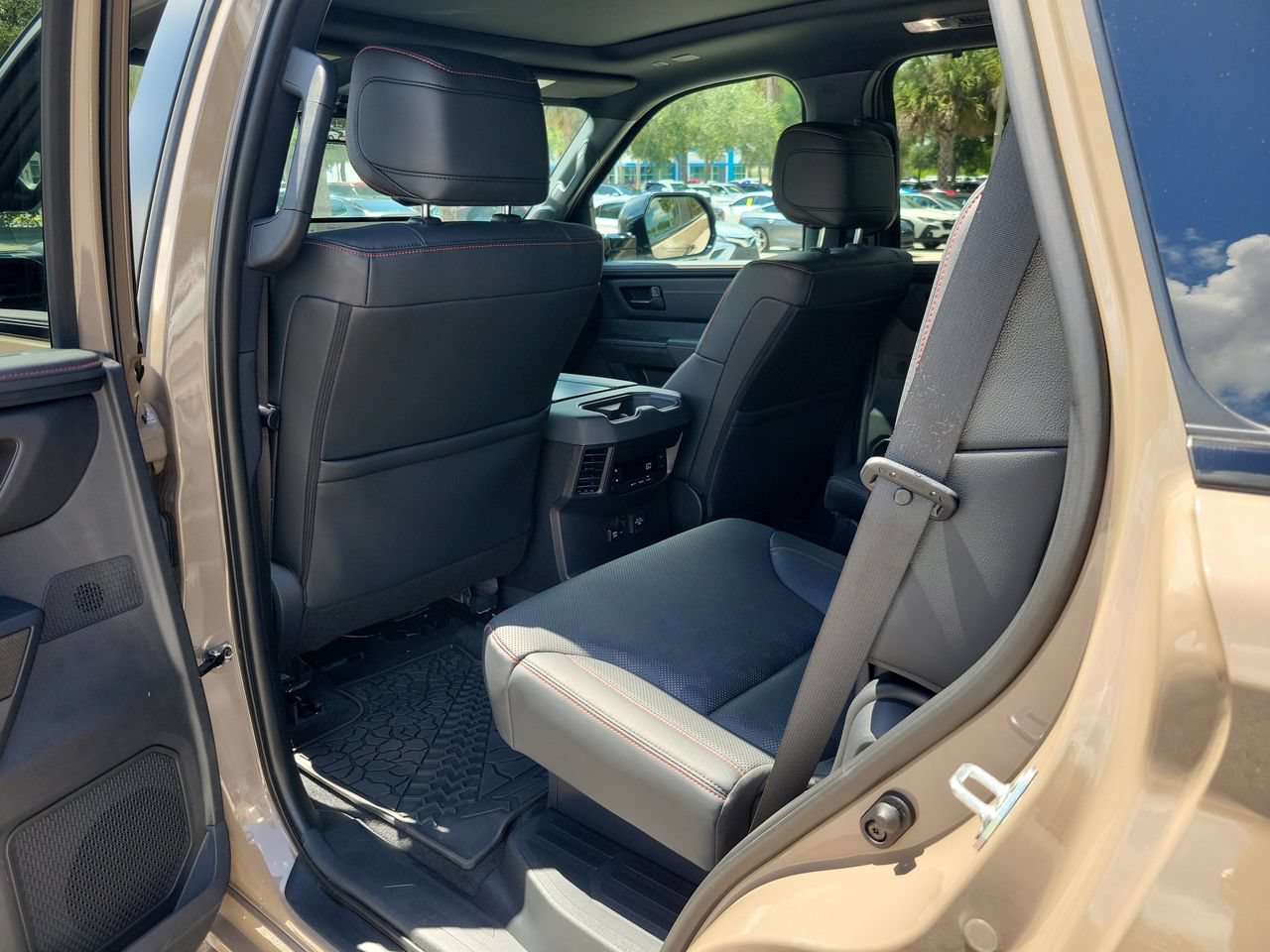 Used 2025 Toyota Sequoia TRD Pro AWD/4WD image 10