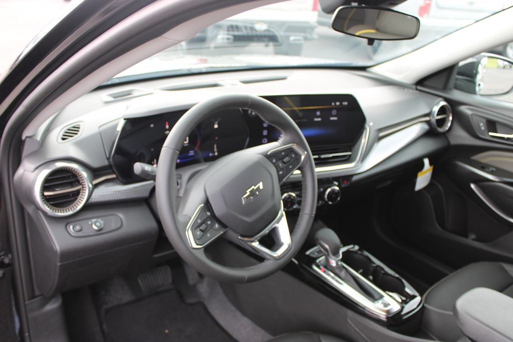New 2026 Chevrolet Trax ACTIV w/ Driver Confidence Package FWD image 23