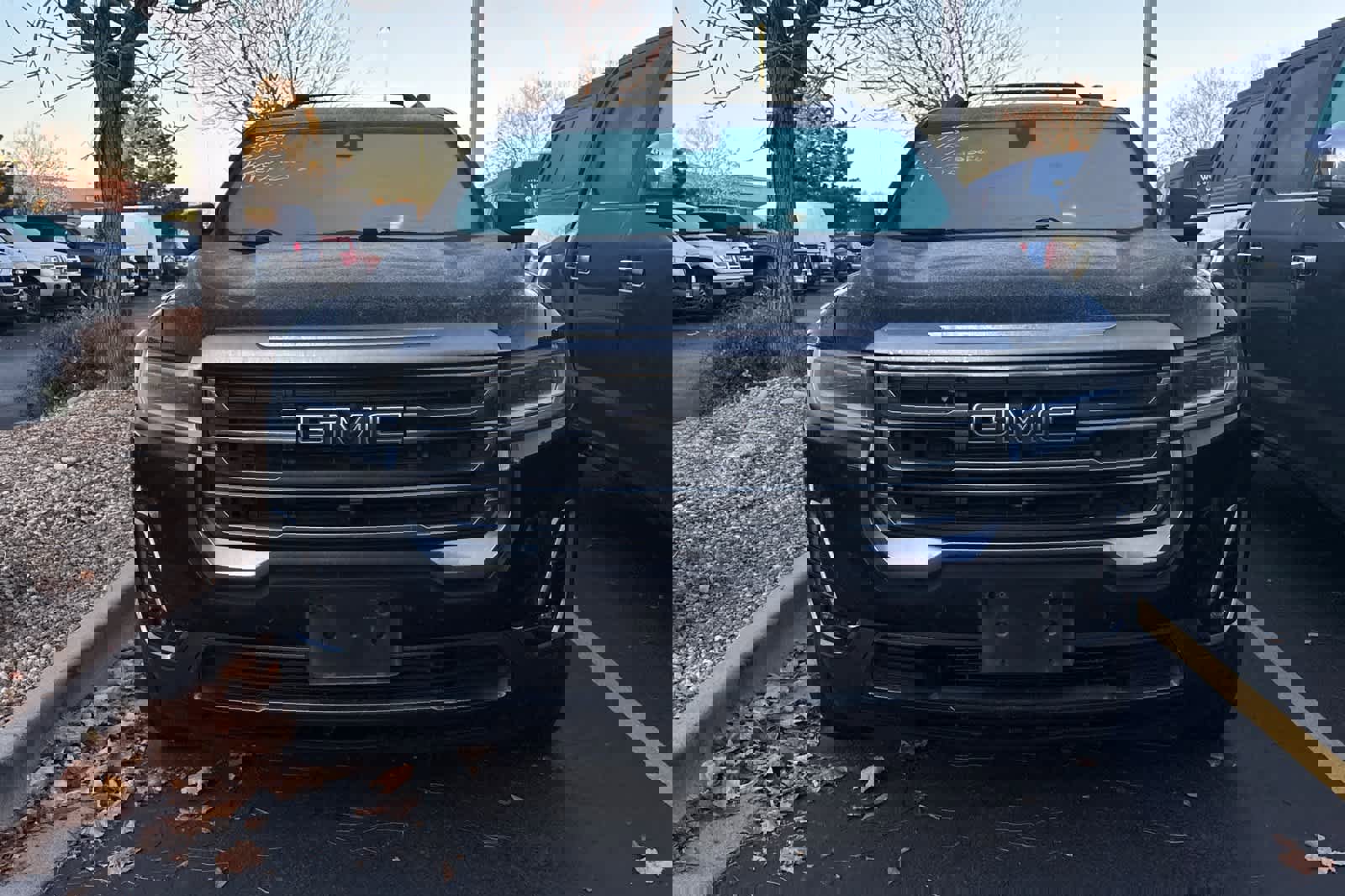 Used 2021 GMC Acadia AT4 w/ Technology Package image 6