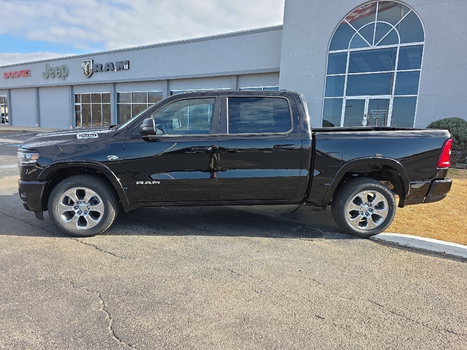New 2026 RAM 1500 Big Horn AWD/4WD image 8