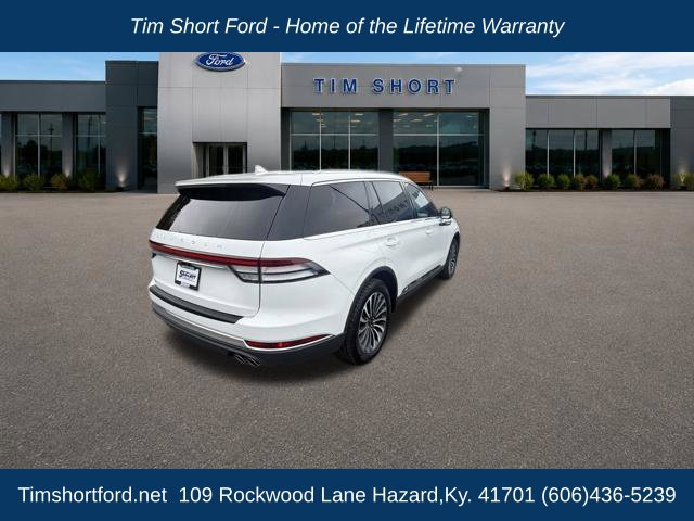 Used 2023 Lincoln Aviator AWD w/ Premium Package image 6