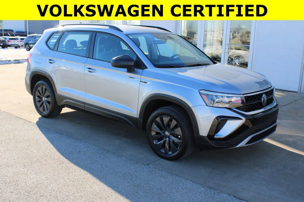Certified 2024 Volkswagen Taos S image 1