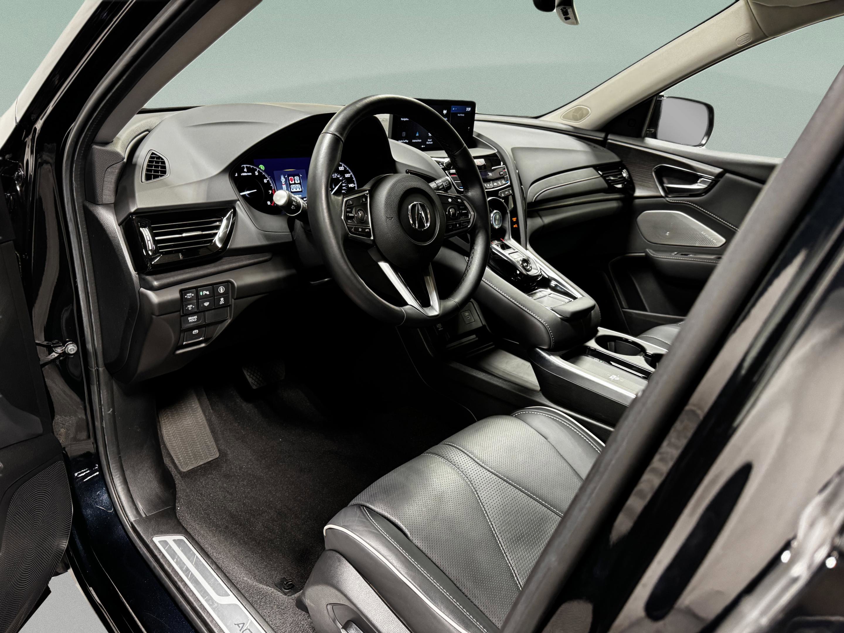 Certified 2025 Acura RDX SH-AWD w/ Advance Package image 10