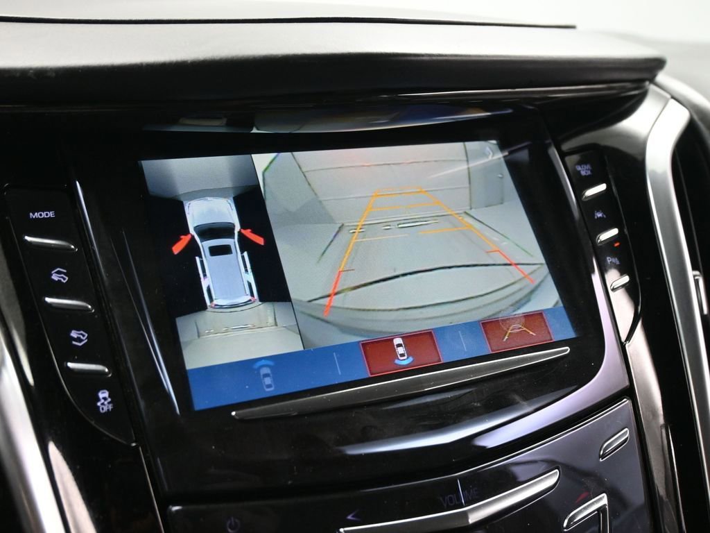 Used 2020 Cadillac Escalade Platinum image 16