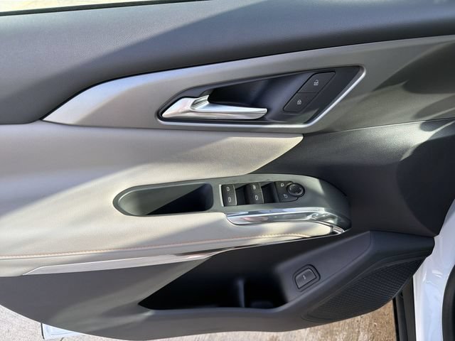 New 2026 Chevrolet Traverse LT w/ Driver Confidence Package FWD image 14