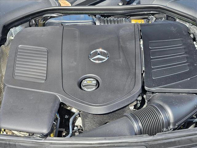 Used 2025 Mercedes-Benz C 300 Sedan image 21
