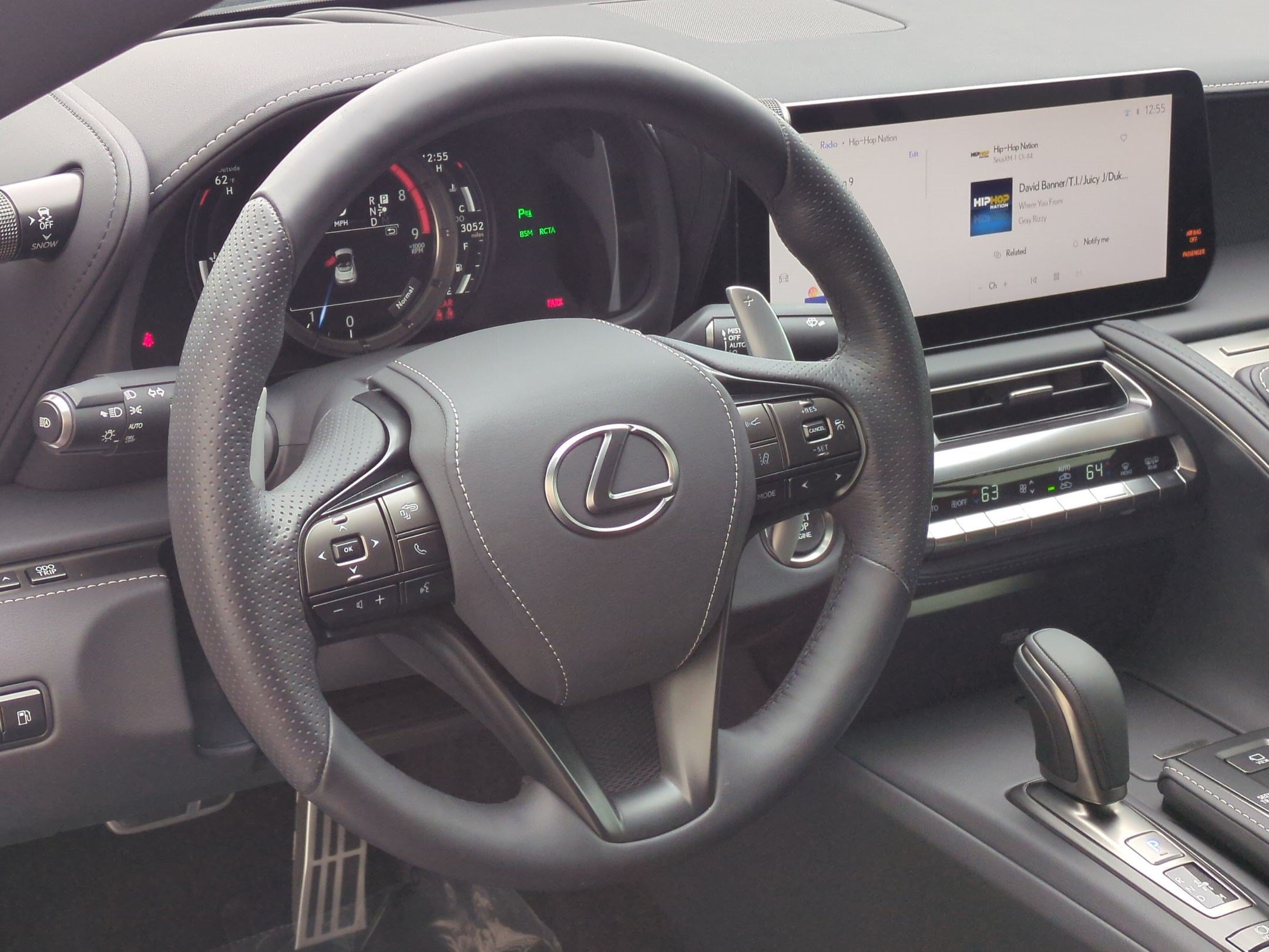 Used 2025 Lexus LC 500 Convertible w/ Touring Package RWD image 27