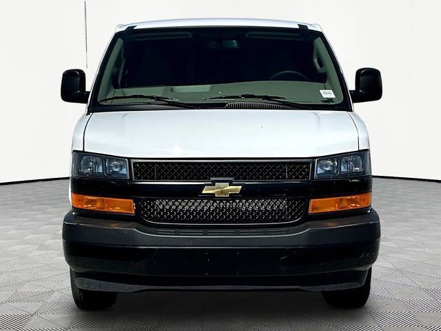 New 2026 Chevrolet Express 2500 RWD image 2