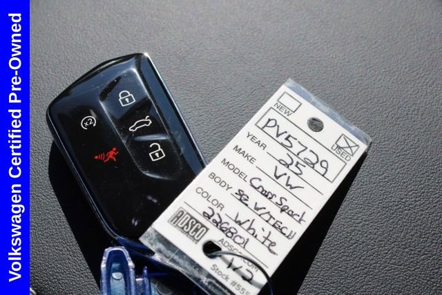 Used 2025 Volkswagen Atlas Cross Sport SE w/ Panoramic Sunroof Package image 35