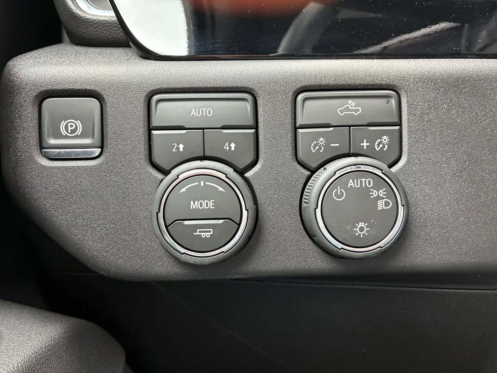 Used 2026 Chevrolet Silverado 1500 LT image 13