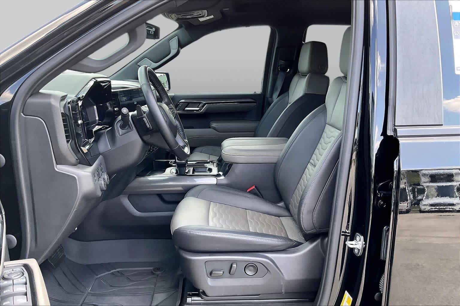 Certified 2024 Chevrolet Silverado 1500 ZR2 AWD/4WD image 8