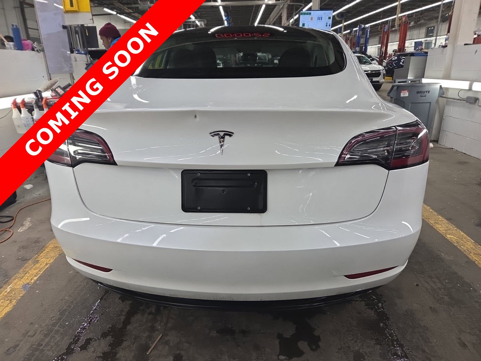 Used 2023 Tesla Model 3 Standard Range image 5