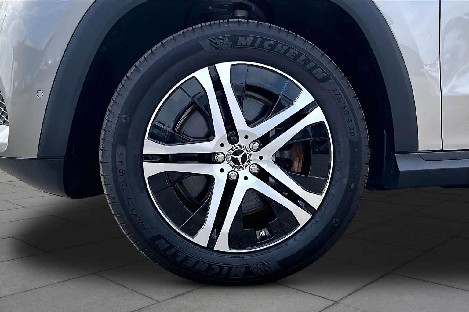 Certified 2023 Mercedes-Benz GLS 450 4MATIC image 11