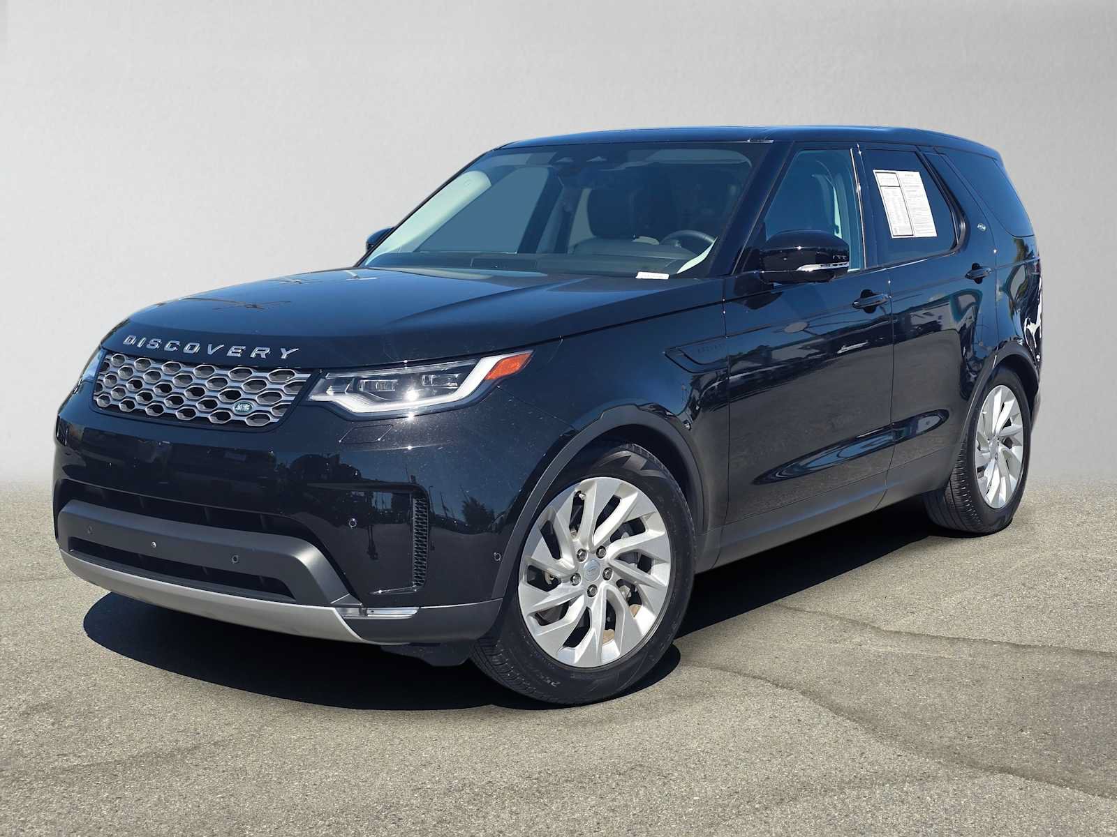 Used 2025 Land Rover Discovery S AWD/4WD image 1