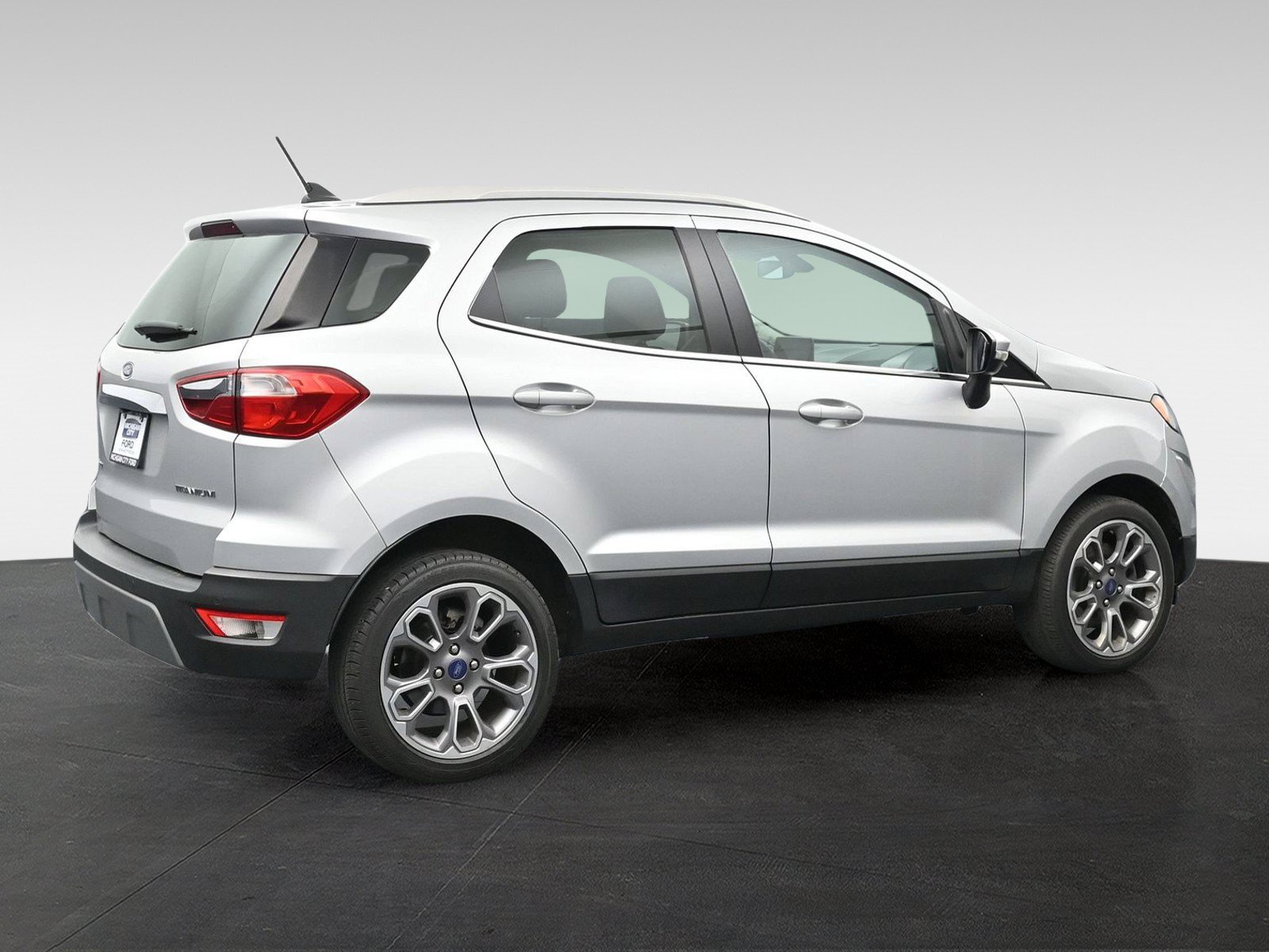 Used 2021 Ford EcoSport Titanium FWD image 4