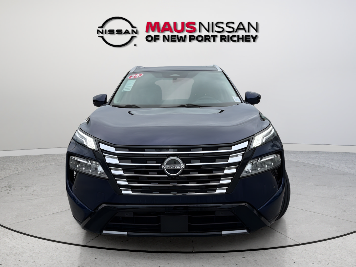 Certified 2024 Nissan Rogue Platinum w/ Platinum Premium Package FWD image 2