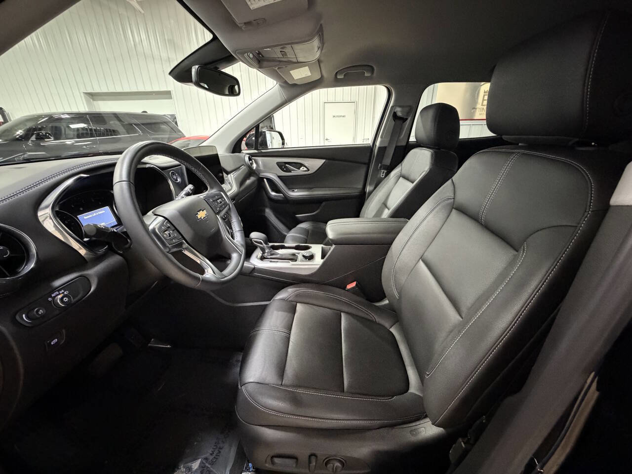 Used 2024 Chevrolet Blazer LT w/ Midnight/Sport Edition image 9