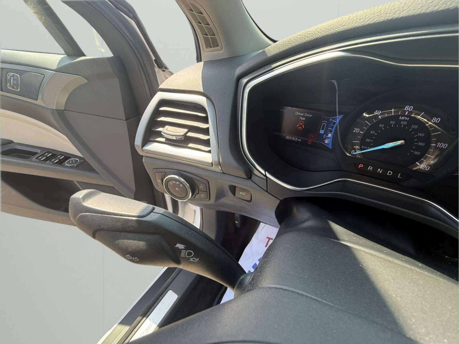 Used 2014 Ford Fusion Titanium FWD image 19