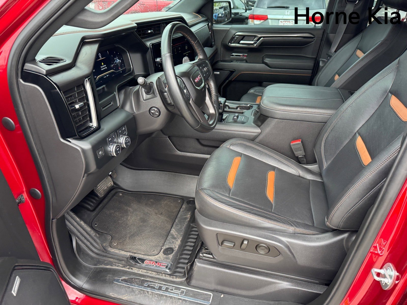 Used 2023 GMC Sierra 1500 AT4 AWD/4WD image 9