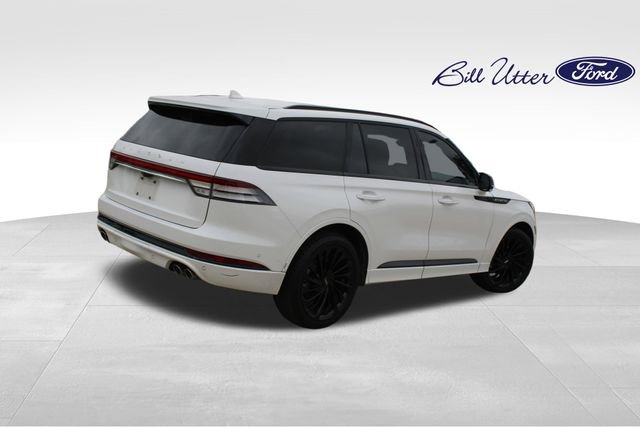 Used 2023 Lincoln Aviator Reserve w/ Equipment Group 201A AWD/4WD image 5