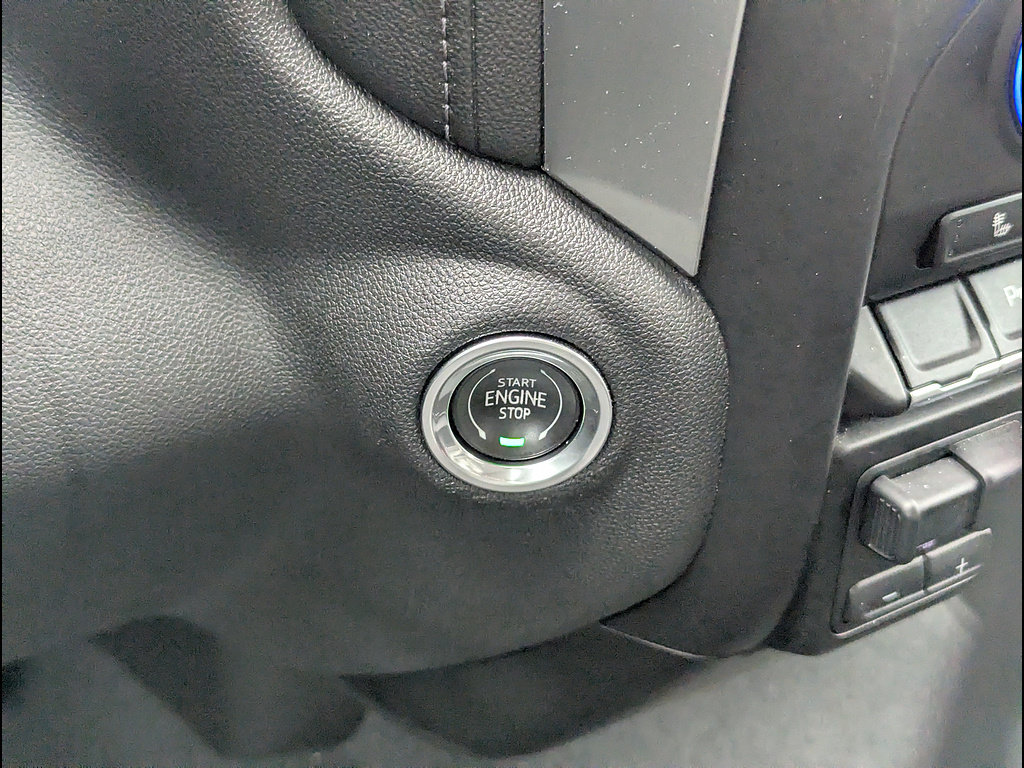 Used 2019 Chevrolet Silverado 1500 LT w/ All-Star Edition AWD/4WD image 29