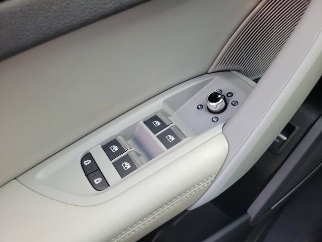 Certified 2023 Audi Q5 2.0T Premium Plus image 19