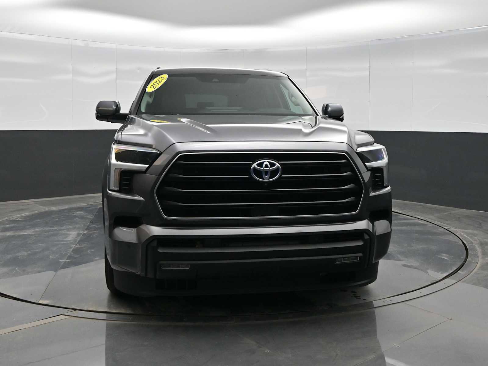 Used 2024 Toyota Sequoia SR5 image 3