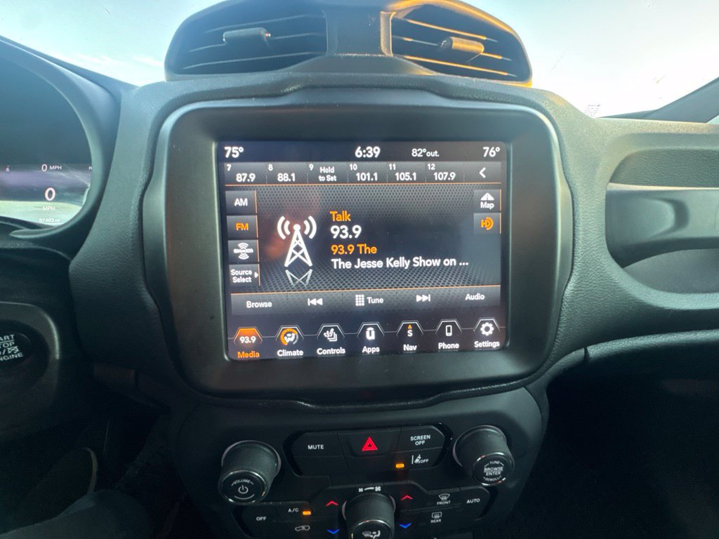 Used 2021 Jeep Renegade Trailhawk AWD/4WD image 48