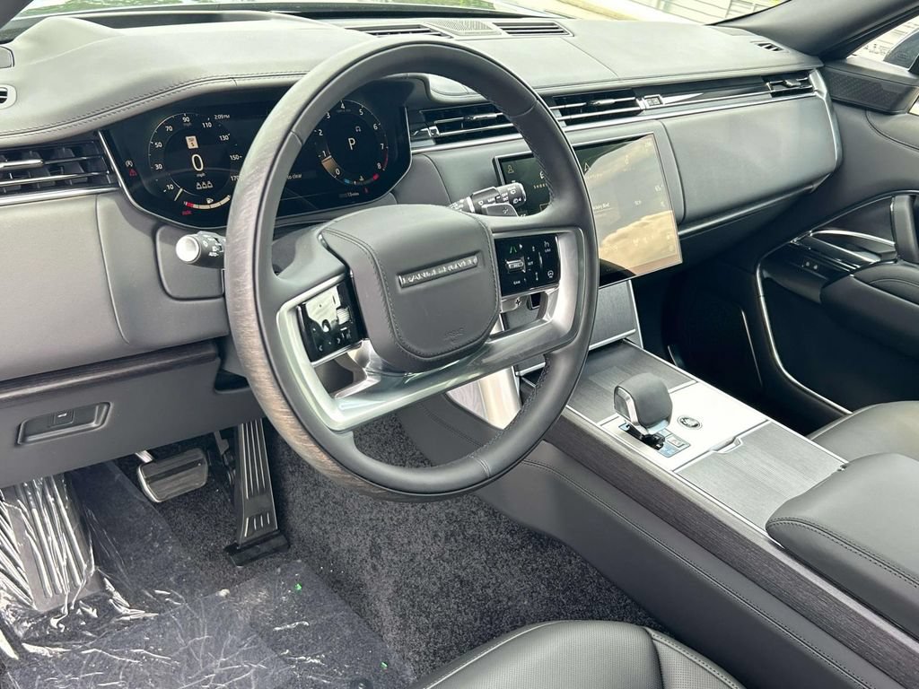 New 2026 Land Rover Range Rover Long Wheelbase Autobiography AWD/4WD image 12