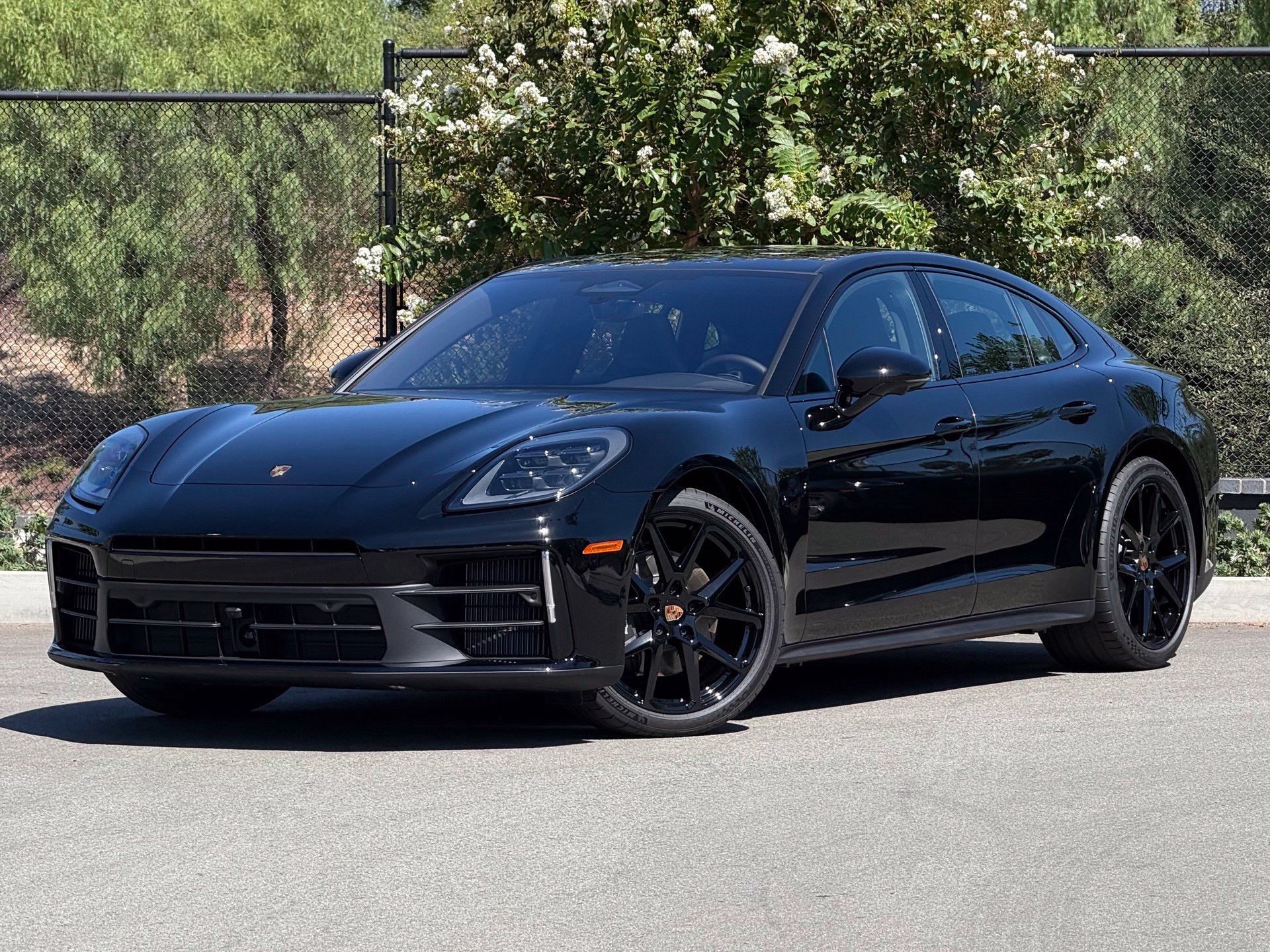 New 2026 Porsche Panamera 4 AWD/4WD image 1