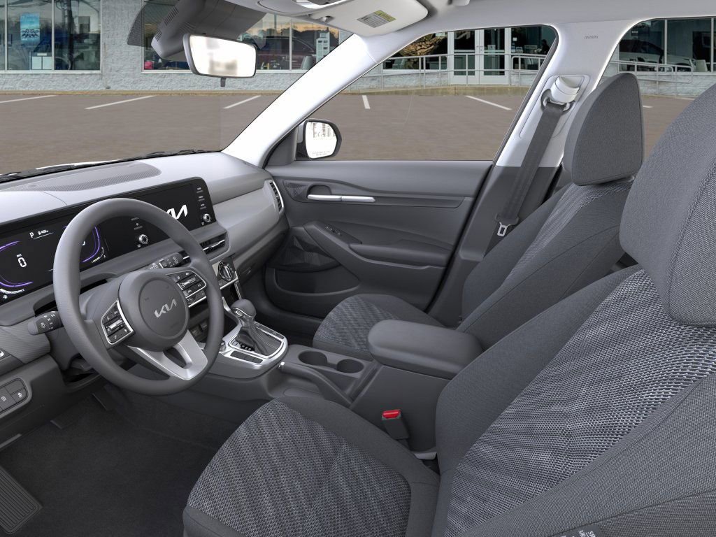 New 2026 Kia Seltos LX image 17