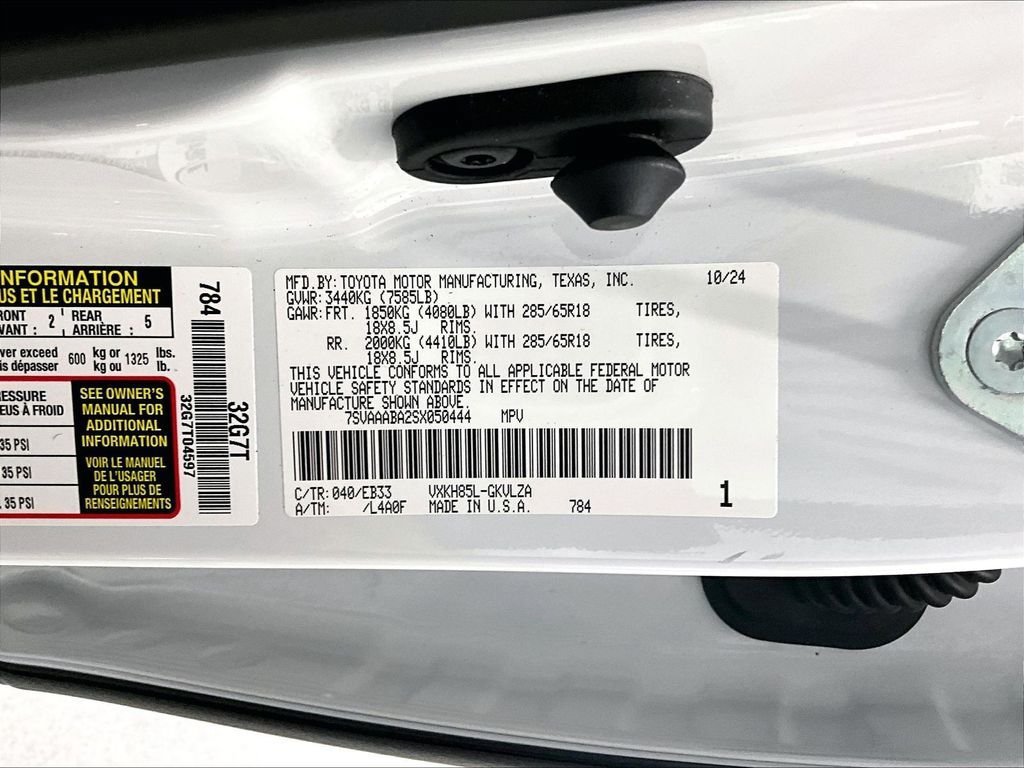 Used 2025 Toyota Sequoia TRD Pro AWD/4WD image 35