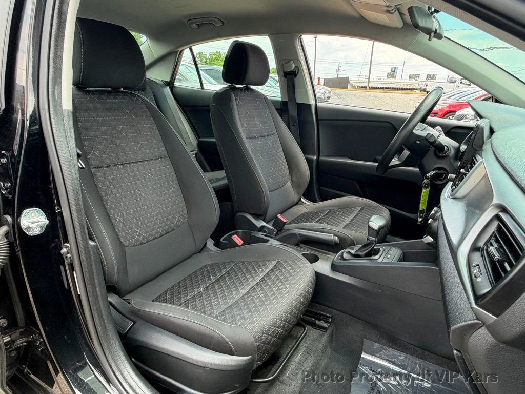 Used 2022 Kia Rio LX FWD image 17