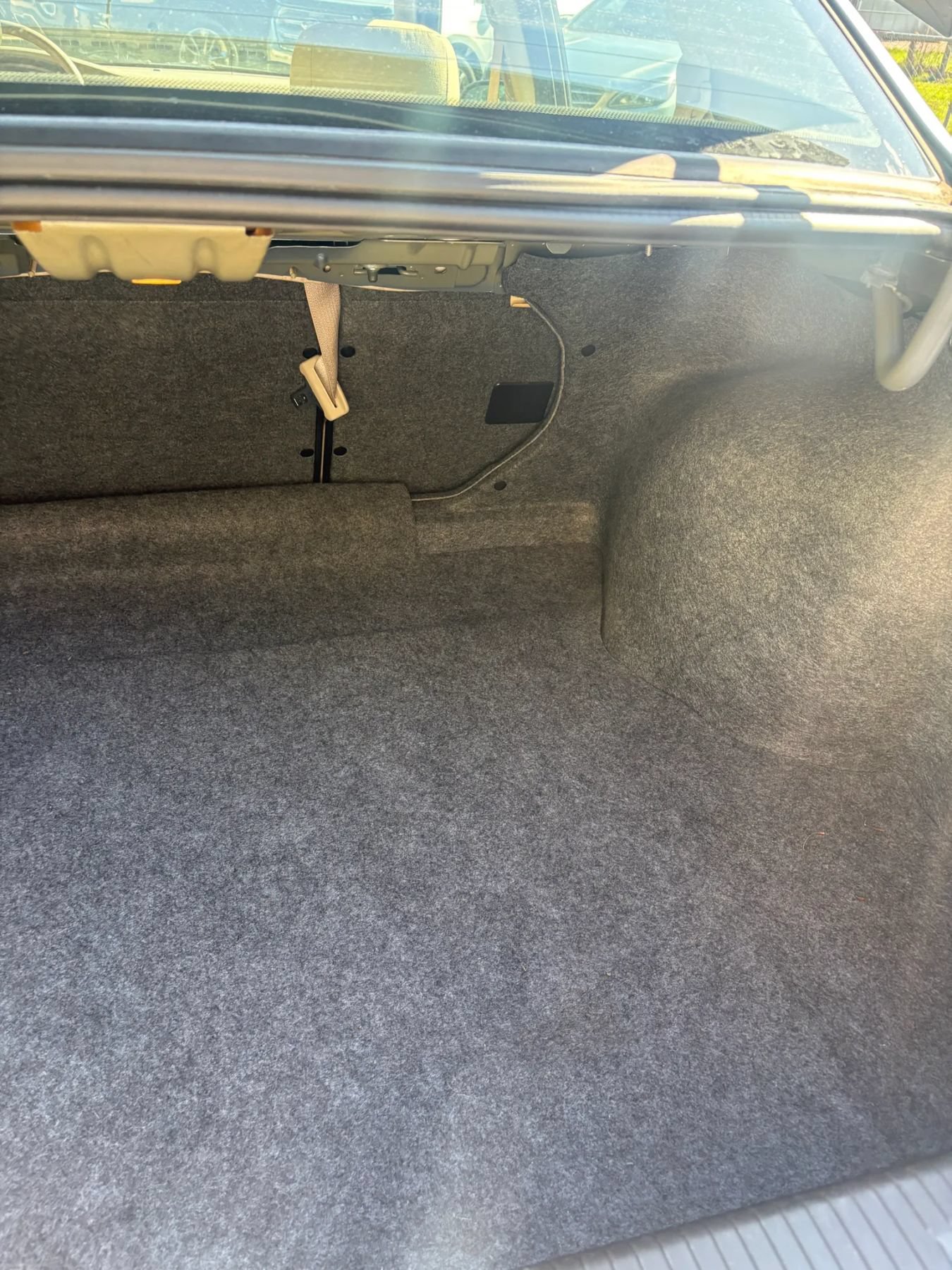 Used 2003 Saturn L-Series L200 w/ Audio Pkg I FWD image 23