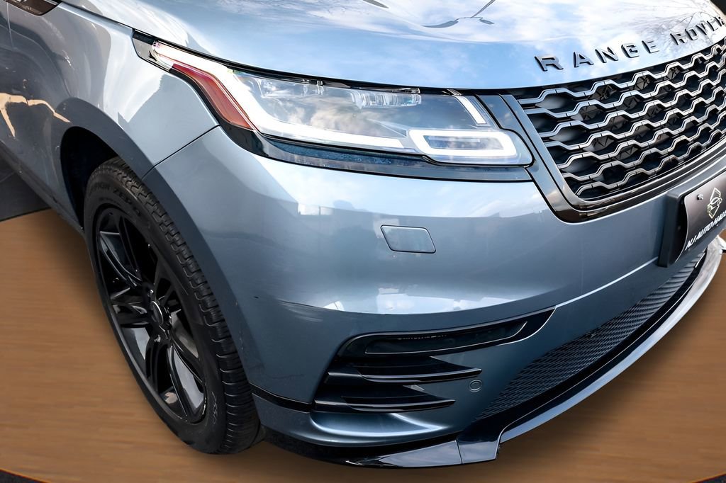 Used 2022 Land Rover Range Rover Velar R-Dynamic S image 12