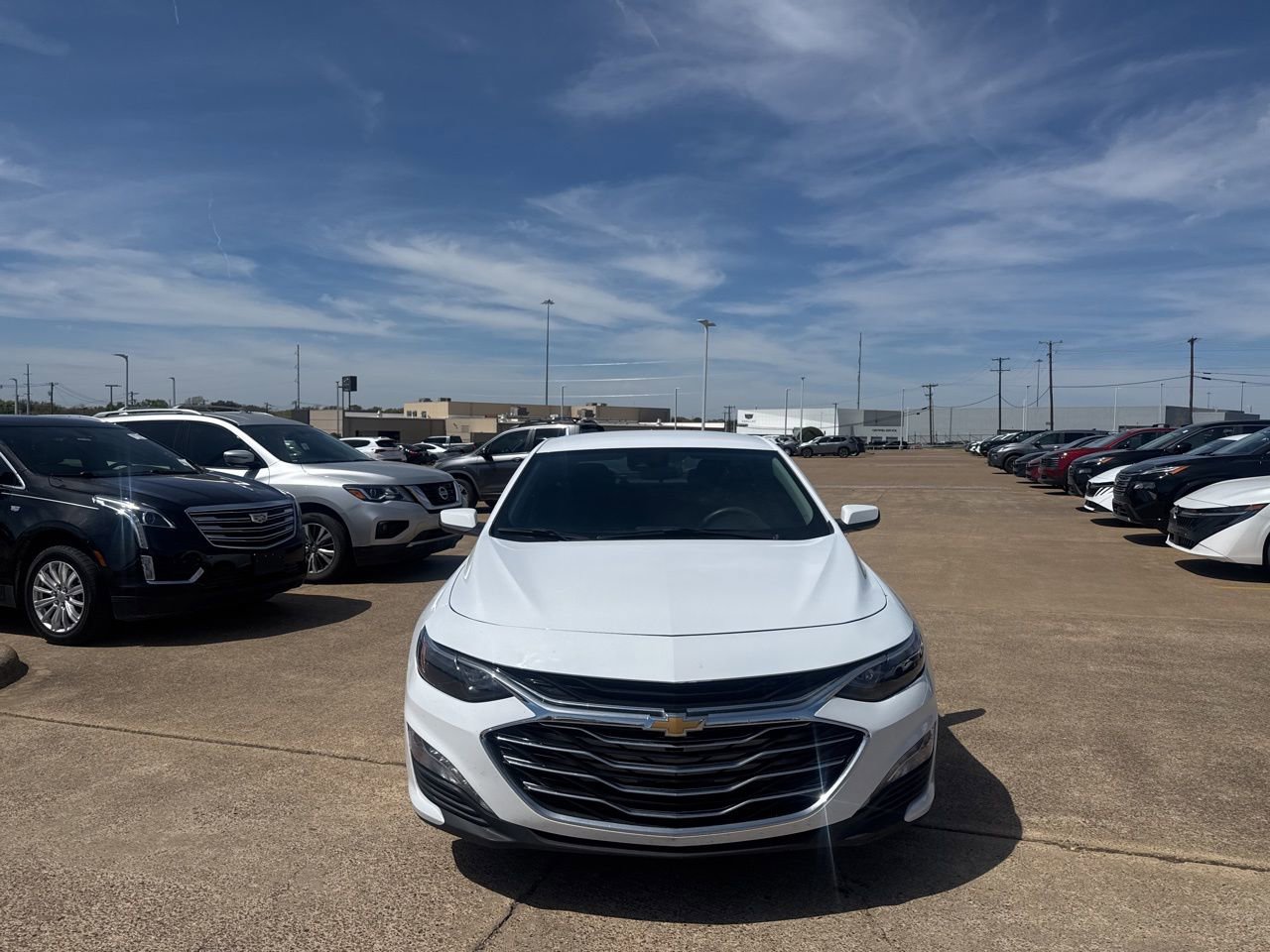 Used 2025 Chevrolet Malibu LT image 4