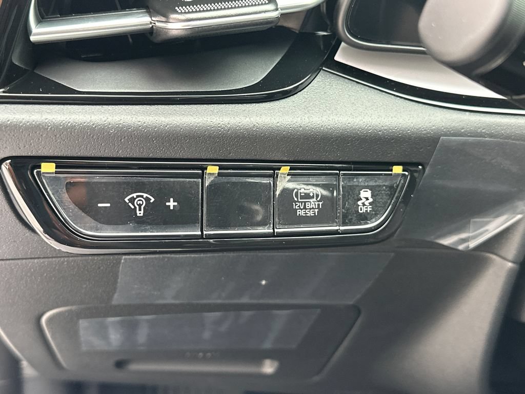 New 2026 Kia Niro EX FWD image 19