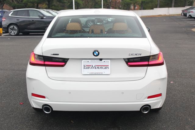 New 2026 BMW 330i xDrive Sedan w/ Premium Package image 7