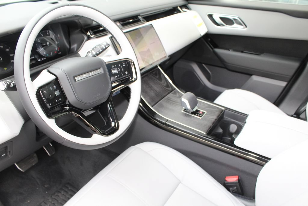 New 2026 Land Rover Range Rover Velar Dynamic SE AWD/4WD image 40
