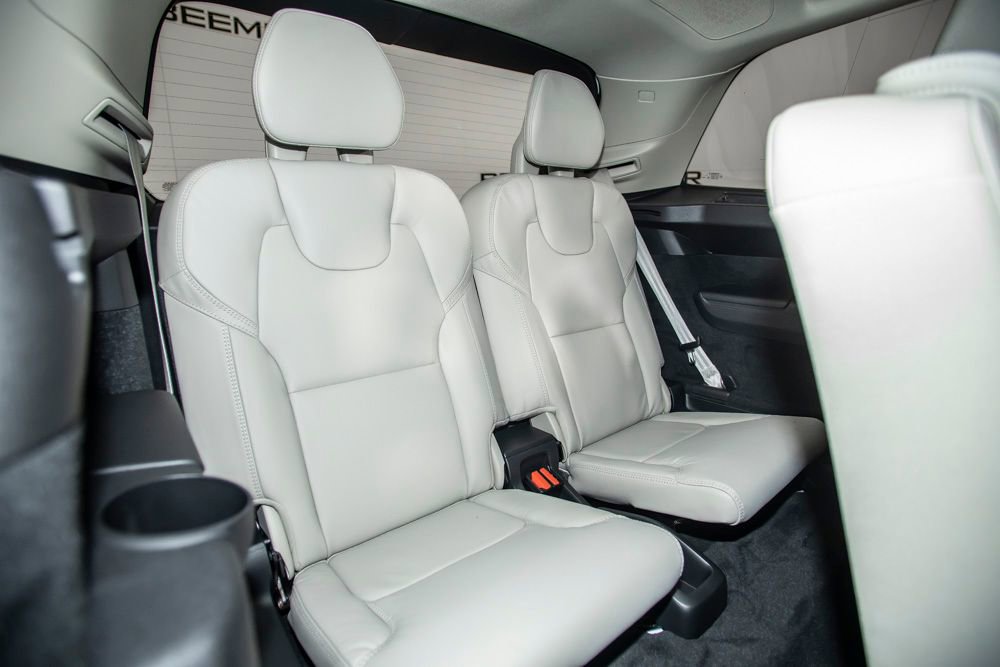 Used 2026 Volvo XC90 T8 Ultra w/ Protection Package Premier AWD/4WD image 17