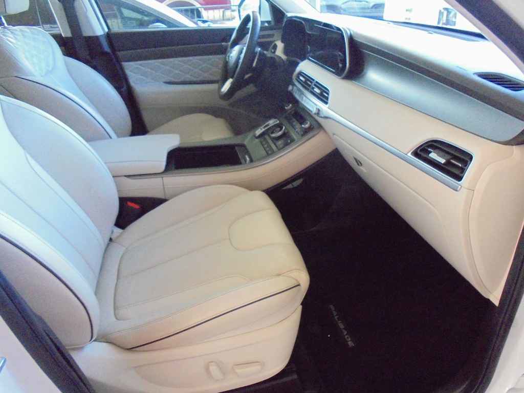 Used 2020 Hyundai Palisade Limited FWD image 8