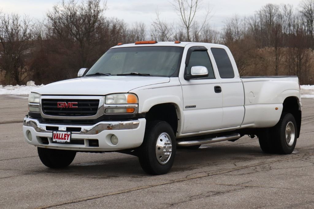 Used 2003 GMC Sierra 3500 SLE image 4