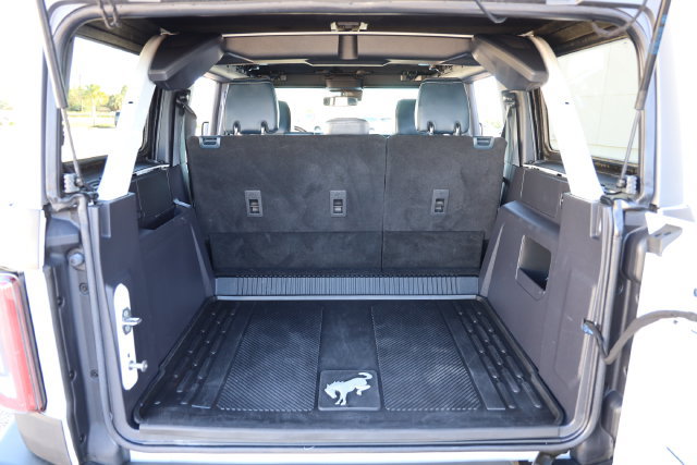 Used 2022 Ford Bronco Outer Banks AWD/4WD image 13